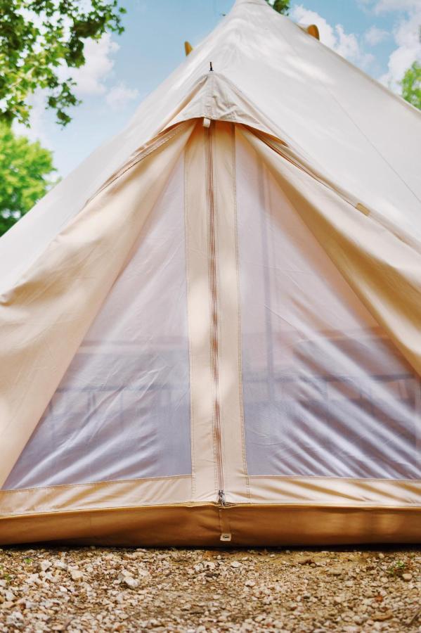 Son'S Guadalupe Glamping Tents - Adorable Riverside Glamping Tents Perfect A Family Getaway! Нью-Браунфелс Екстер'єр фото